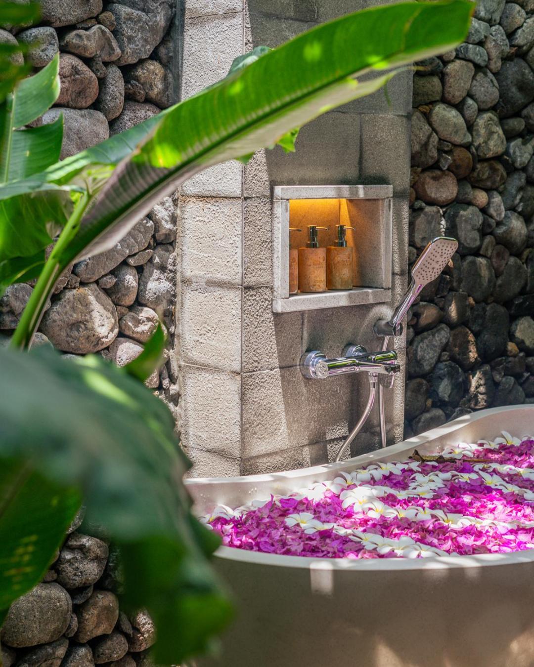 Sumberkima Resort 佩母得兰 外观 照片